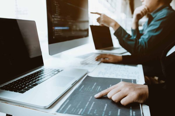 Quels sont les avantages de choisir l'agence web à Béthune pour votre projet digital ?